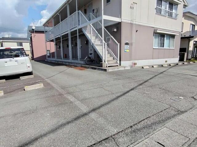 セジュール旭川（103） 駐車場