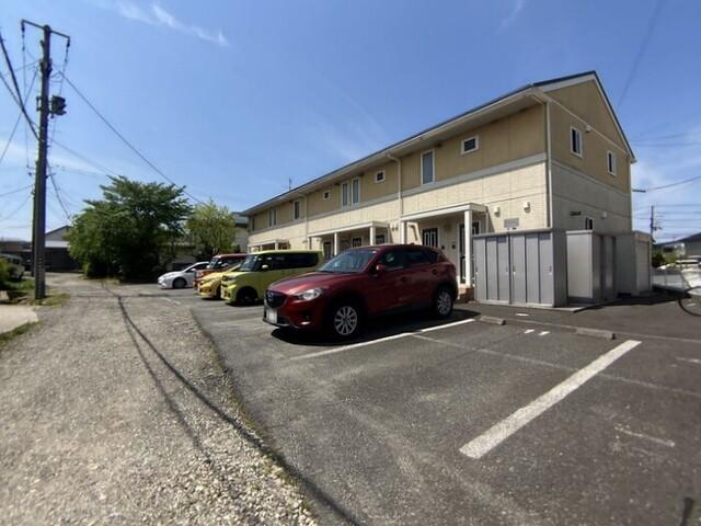グランモア手形（201） 駐車場