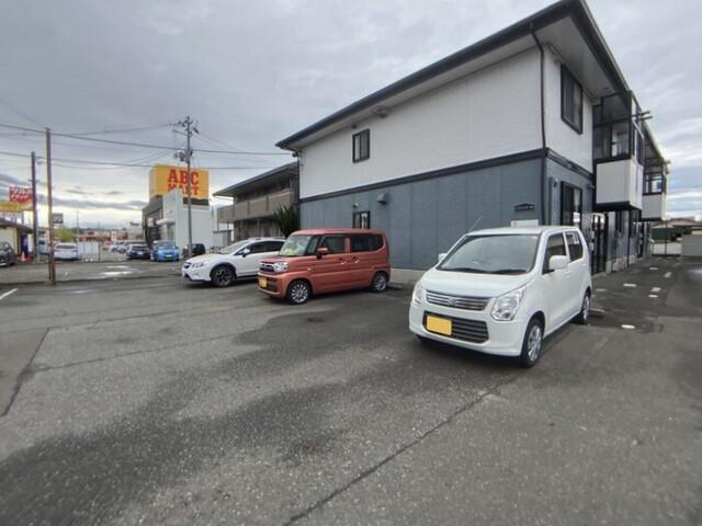 レイクヒル’９６（101） 駐車場
