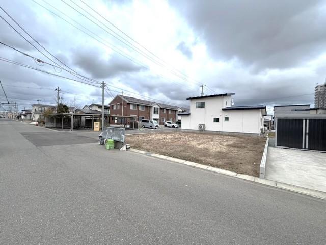 東小学校まで徒歩12分