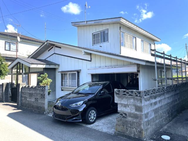 JR角館駅まで車で3分の立地