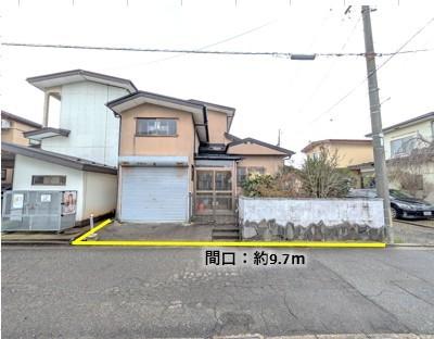 前面道路に約9.72ｍ接道しています