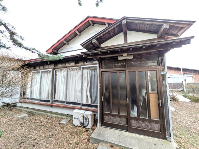 南向きの玄関です