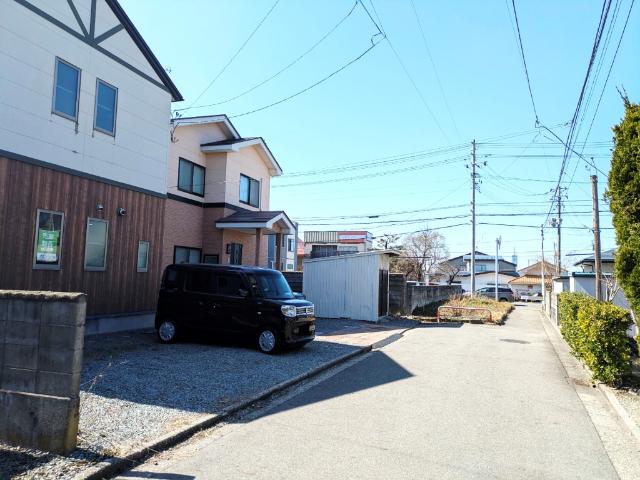 前面道路の幅員は4.3〜4.4ｍです