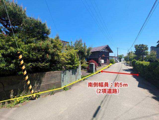 前面道路は南側幅員約5ｍの2項道路です