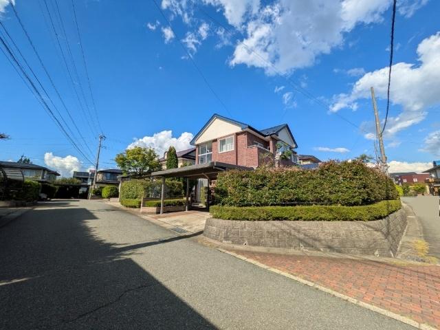 9/5･6予約制OH開催！秋田市御所野元町7丁目　中古住宅 外観