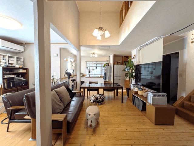 秋田市濁川字後田　中古住宅 リビング