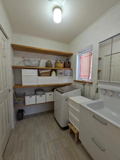 秋田市濁川字後田　中古住宅 洗面