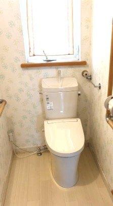 秋田市濁川字後田　中古住宅 トイレ