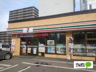 セブンイレブン札幌北5条店：111m