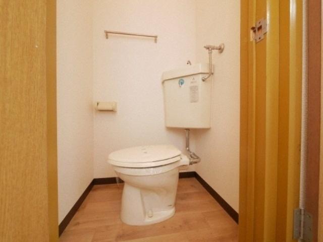 ライフコート元町ＩＩＩ（101） トイレ
