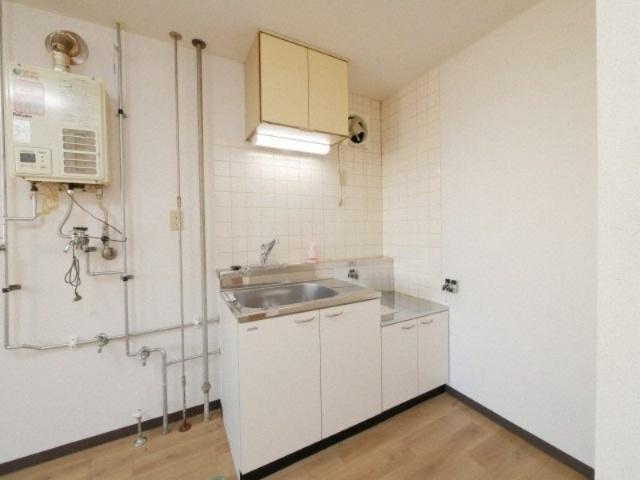 ライフコート元町ＩＩＩ（101） キッチン