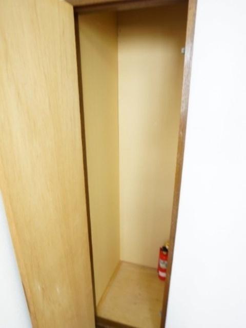ＪＰコート元町西　（205） 収納