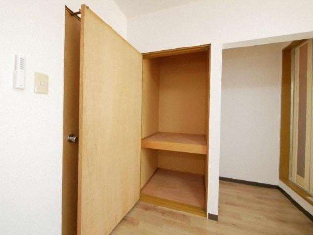ライフコート元町III（101） 収納