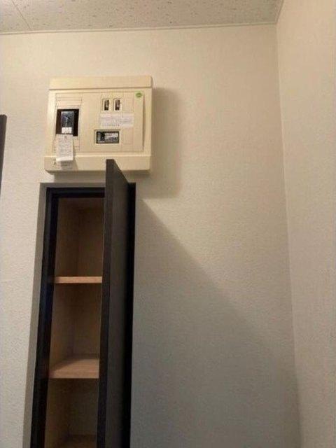 アドバンス北１９条（101） 玄関