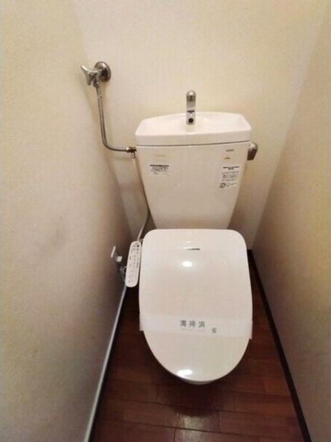 ヴィラ麻生・涼（301） トイレ