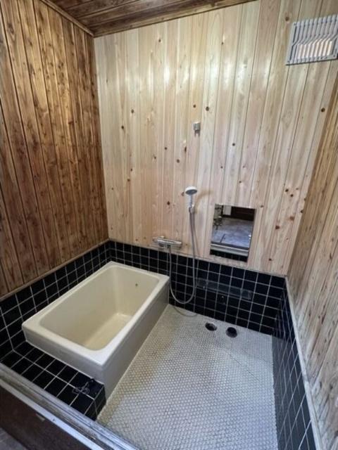 伏古５−３戸建（戸建） バス／シャワー