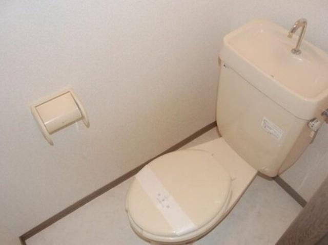 メゾン・ドゥ・ヴェールＡ棟（5） トイレ