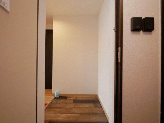 Ｐｒｉｎｃｅ　Ｈｏｍｅｓ　Ｓ５１７（301） 玄関