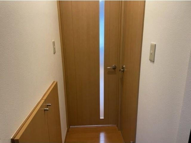 サンテラス元町（103） 玄関