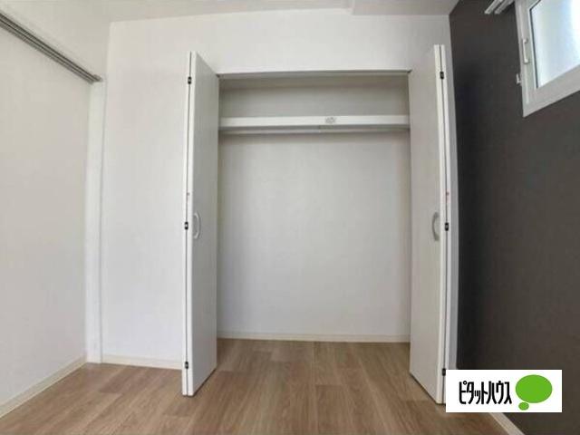 ユピテル栄通（205） 収納