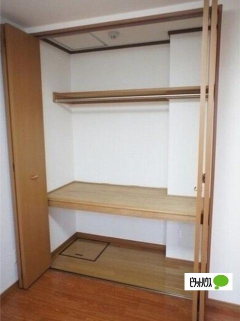 ルミエール本郷通８（101） 収納
