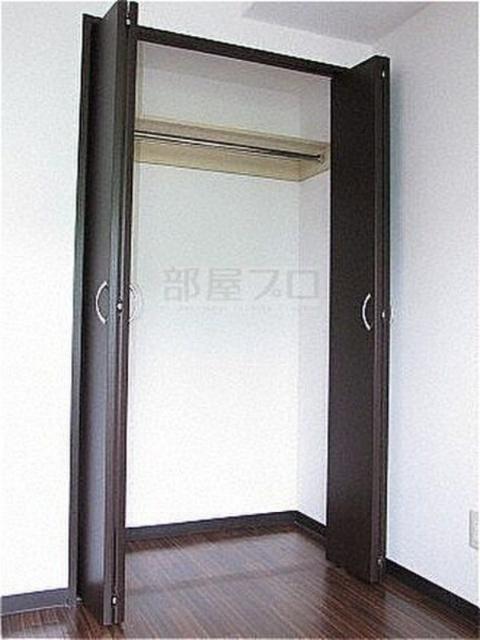 ローゼン１８（402） 収納