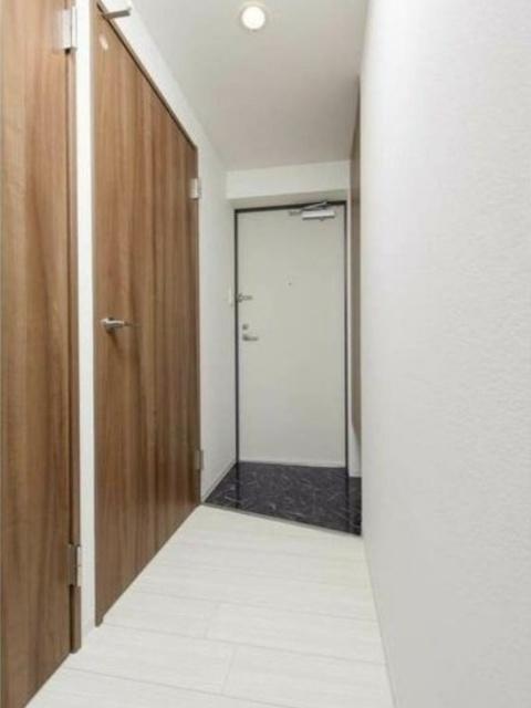 KING HOUSE KANJYODORI HIGASHI（103） 玄関