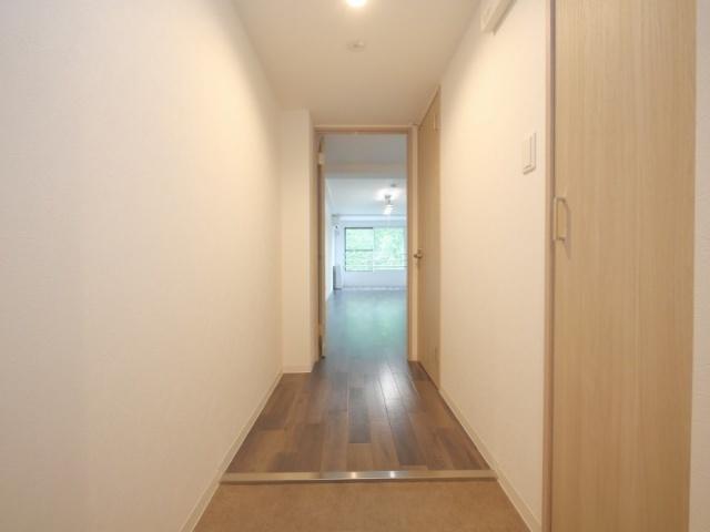 ＢＲＩＧＨＴＯＮ　ＣＯＵＲＴ　Ｎ２０（402） 玄関