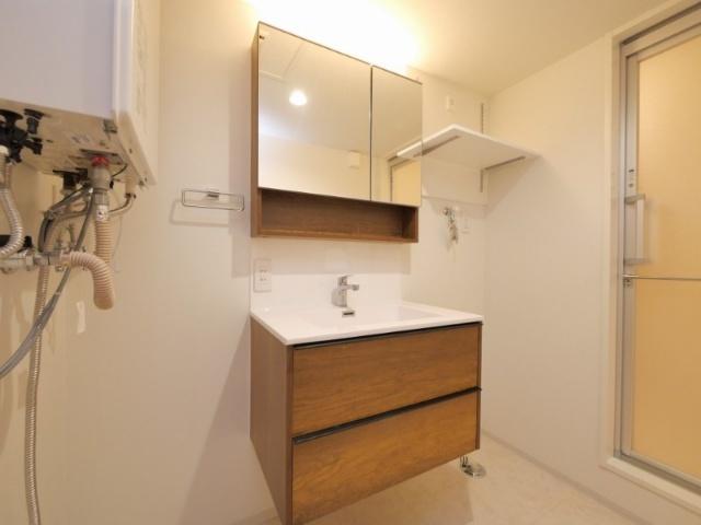 ＢＲＩＧＨＴ　ＧＡＲＤＥＮ　２０９（205） 洗面