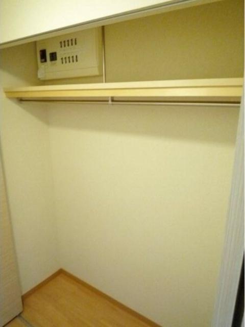 ピアッツァＩＩ（215） 収納