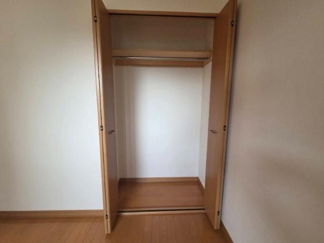 ＫＡＺＵ栄町（105） 収納