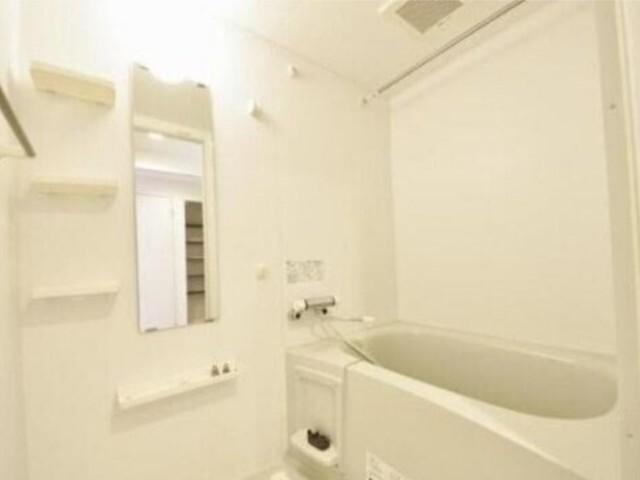 Ｐｒｉｎｃｅ　Ｈｏｍｅｓ　Ｎ２８　（201） バス／シャワー