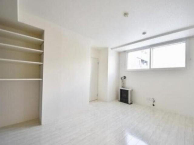 Ｐｒｉｎｃｅ　Ｈｏｍｅｓ　Ｎ２８　（201） リビング