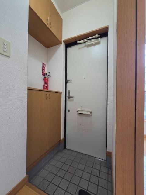 Ｙ’ｓ　ｇａｒｄｅｎ（101） 玄関