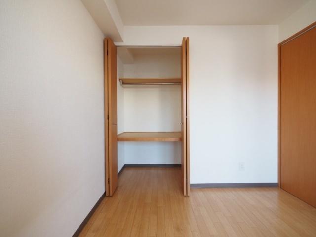 ドーリス札幌（303） 収納