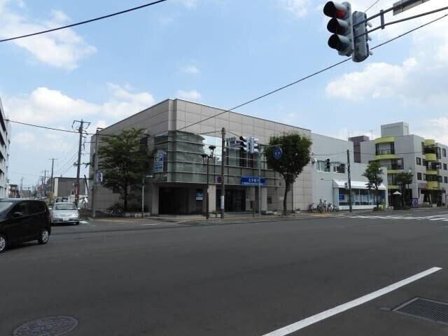 北洋銀行麻生支店：237m