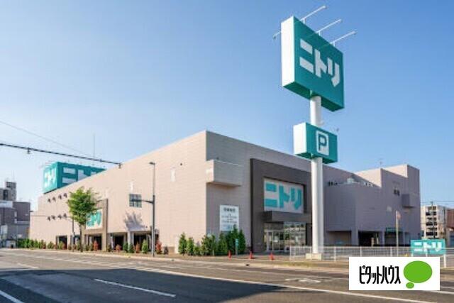 ニトリ美園店：489m