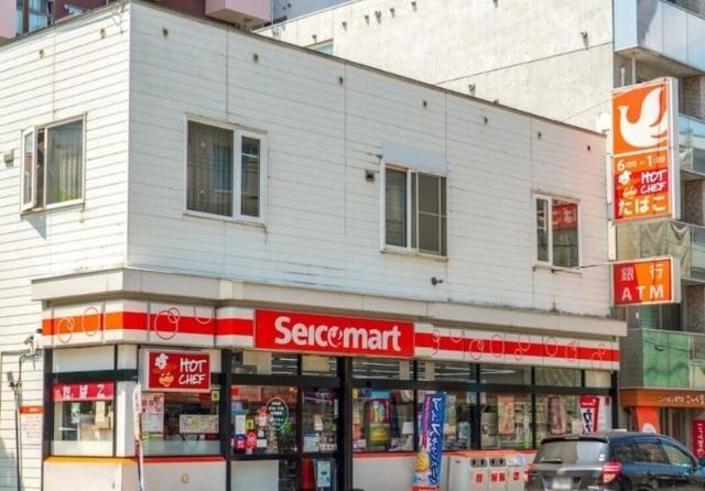 セイコーマートどもん店：201m