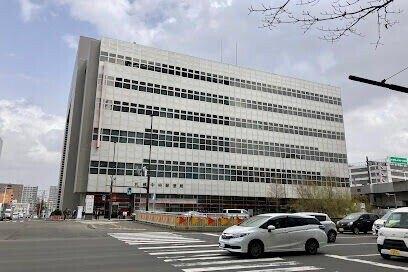 札幌中央郵便局：322m