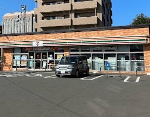 セブンイレブン札幌北15条東1丁目店：209m
