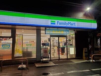 ファミリーマート札幌北49条東店：537m