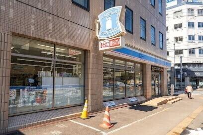 ローソン札幌北7条西六丁目店：157m