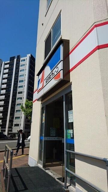 スーパーエース北18条店：142m