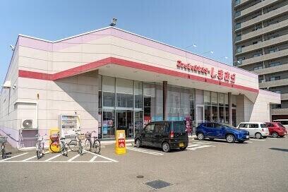 ザ・ビッグエクスプレス栄町店：126m