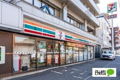 セブンイレブン札幌山鼻店：142m