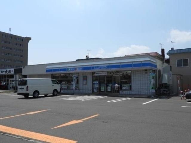 ローソン札幌新琴似7条十二丁目店：776m