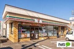 セブンイレブン札幌豊平13丁目店：344m