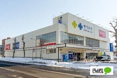 ダイソー札幌南11条店：103m
