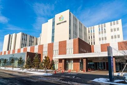公益社団法人北海道勤労者医療協会勤医協中央病院：926m